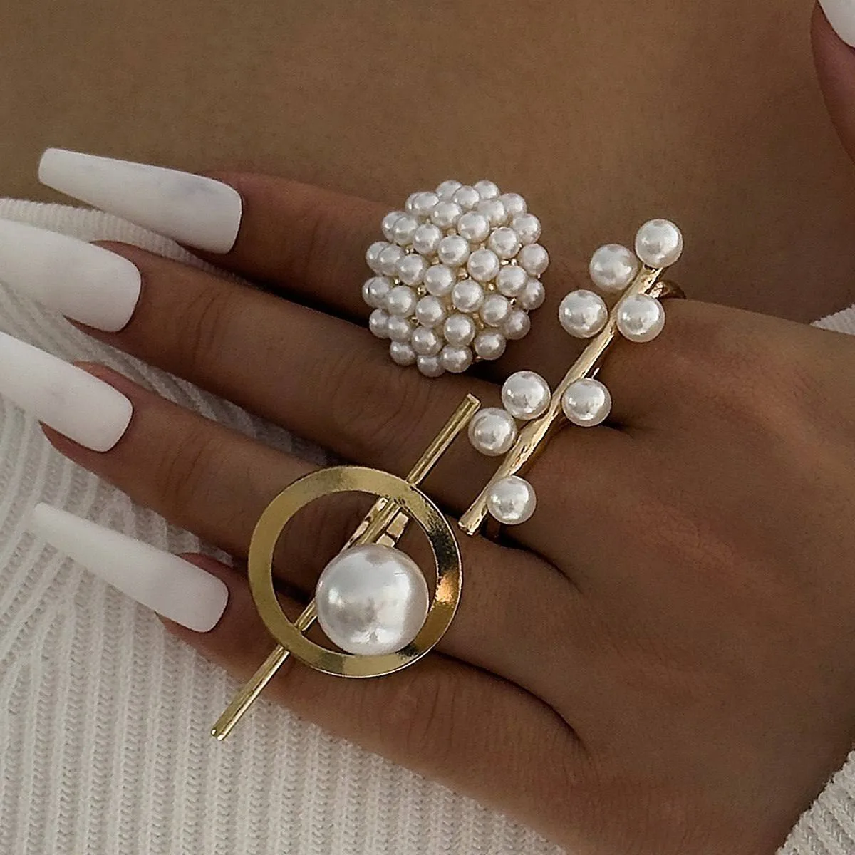 KNUCKLE RINGS